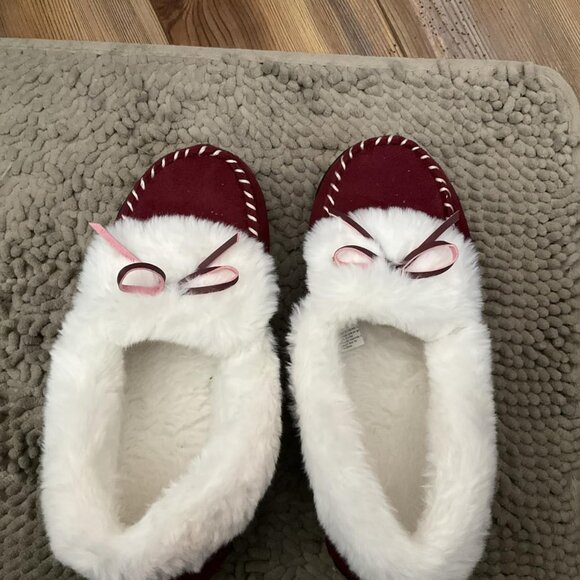 Women's Trapper  Memory Foam Slippers - Picture 2 of 7